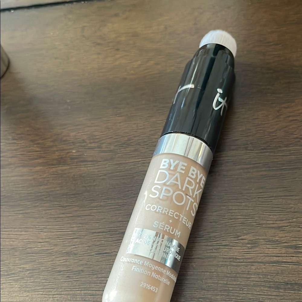 IT Cosmetics Bye Bye Dark Spots Corrector Serum - Medium